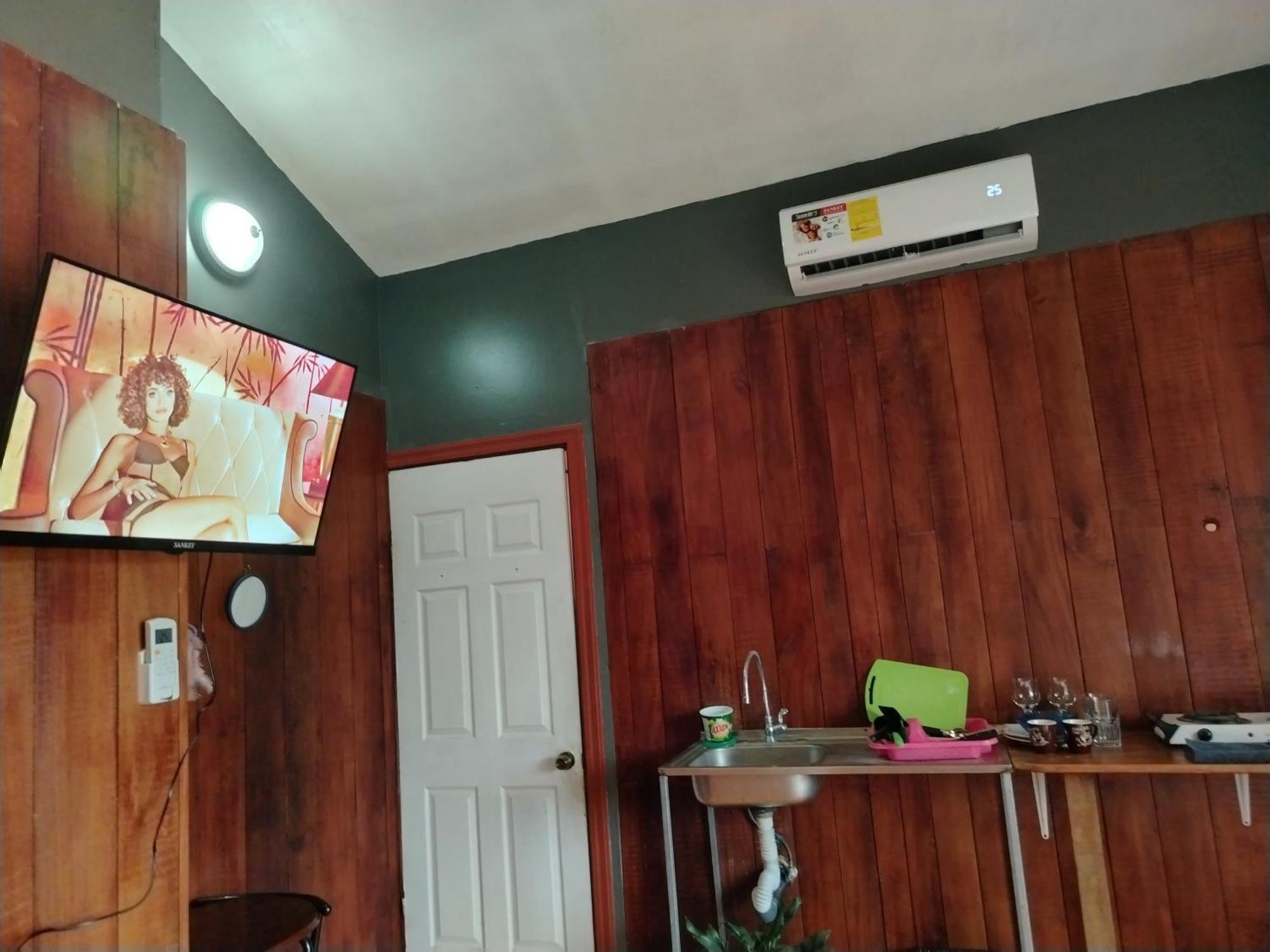Sura House Corcovado Surinico With Ac Apartment Puerto Jimenez